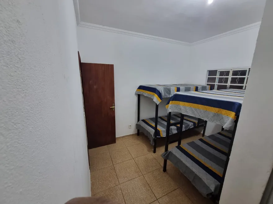 Segundo quarto com beliches na unidade de reabilitação em Sete Lagoas - MG